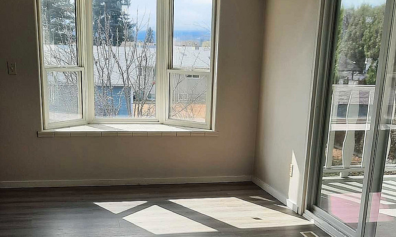 Top Floor House Rent...
