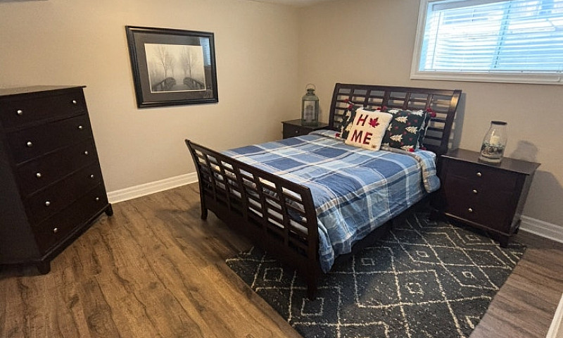 Furnished Lower Leve...