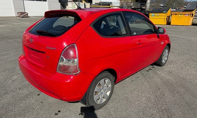 2010 Hyundai Accent...