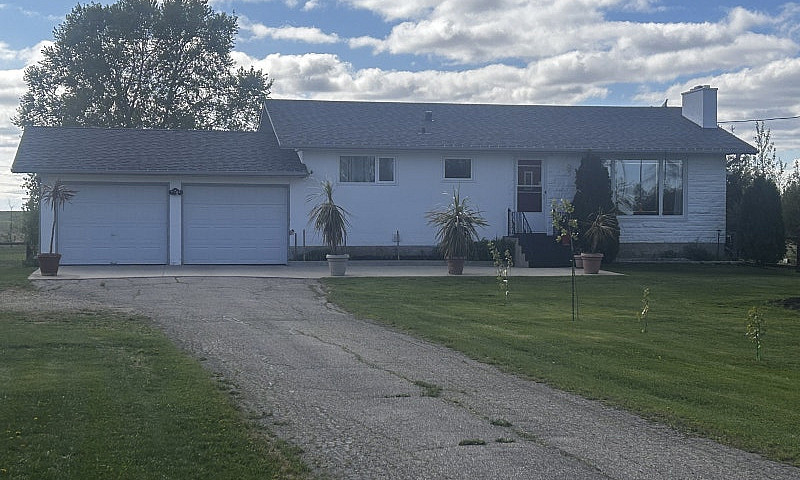 Country Home For Sal...