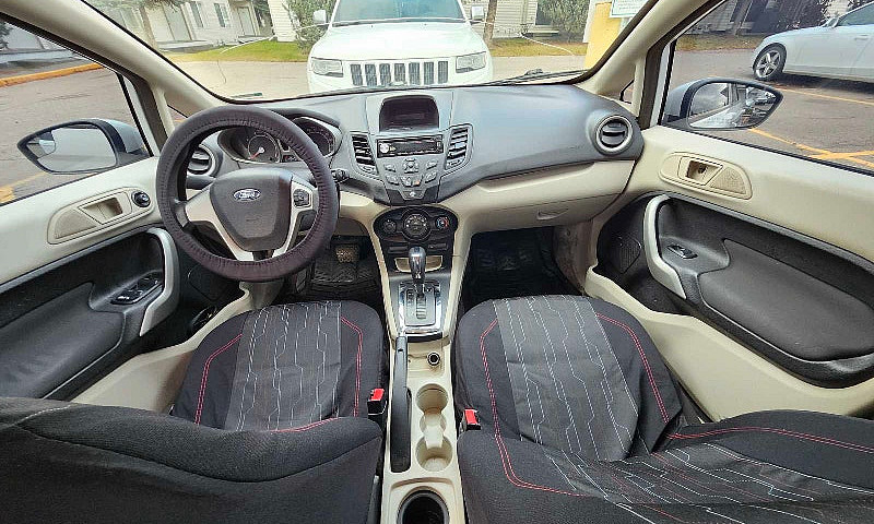 2011 Ford Fiesta...