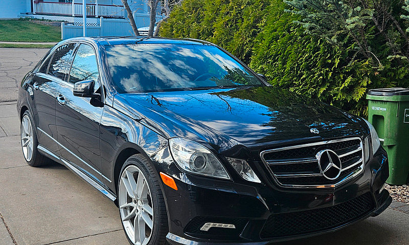 2011 Mercedes Benz E...