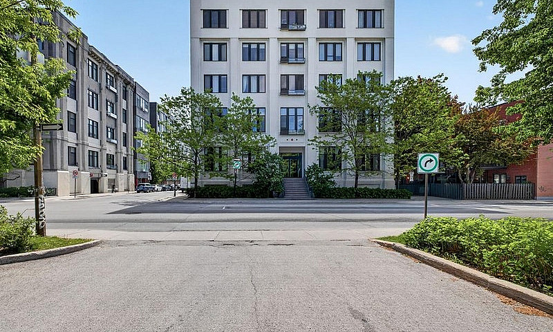 Loft Saint-Henri — C...