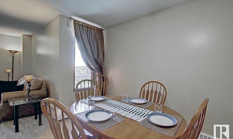 Upgraded Condo With ...