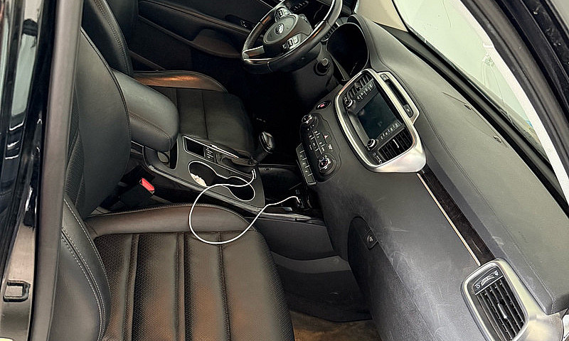 Kia Sorento ...