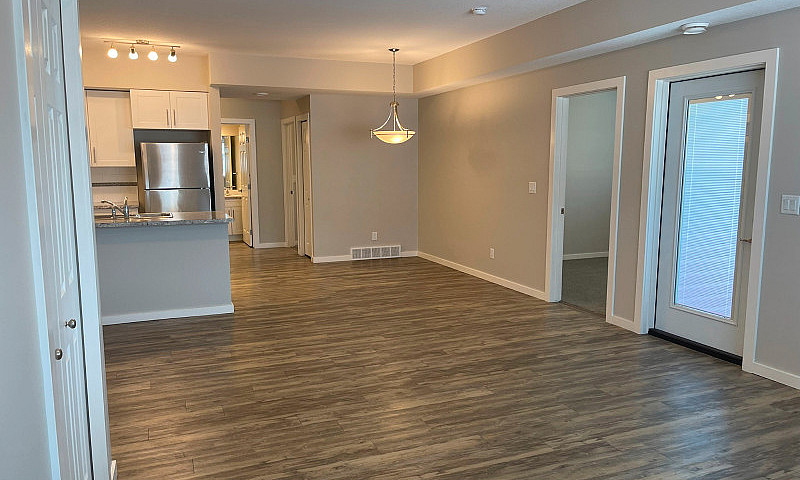2 Bedroom, 2 Bathroo...