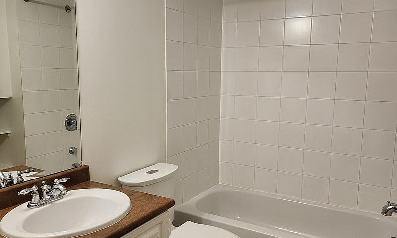 $1,450 / 1Br - 950Ft...