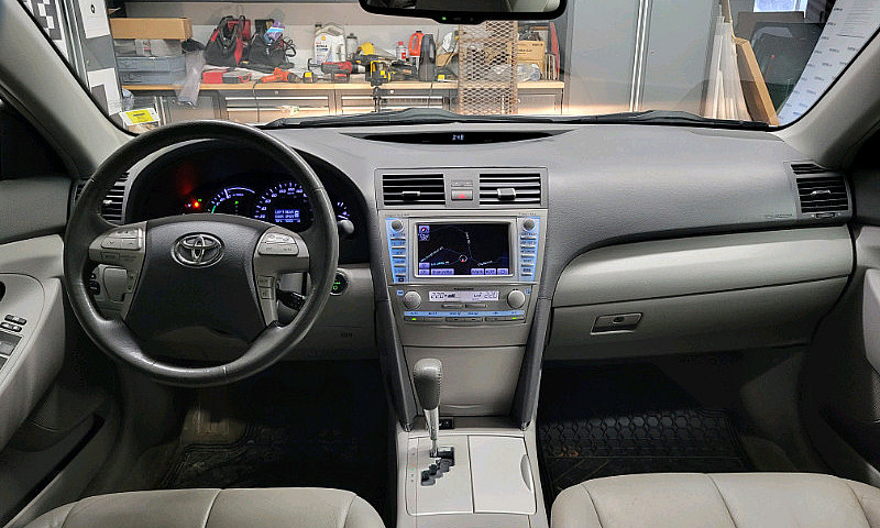 2011 Toyota Camry Hy...