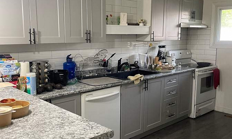 3 Bedroom Spacious H...