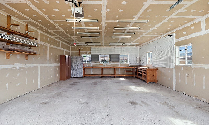 386 Second Avenue, S...