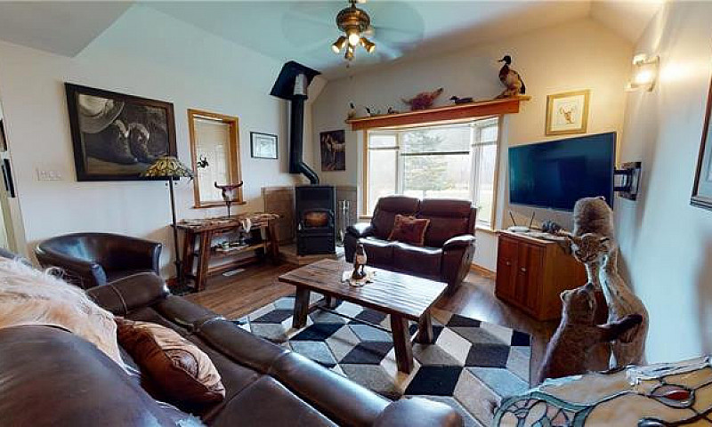 **Open House Sat. Ma...