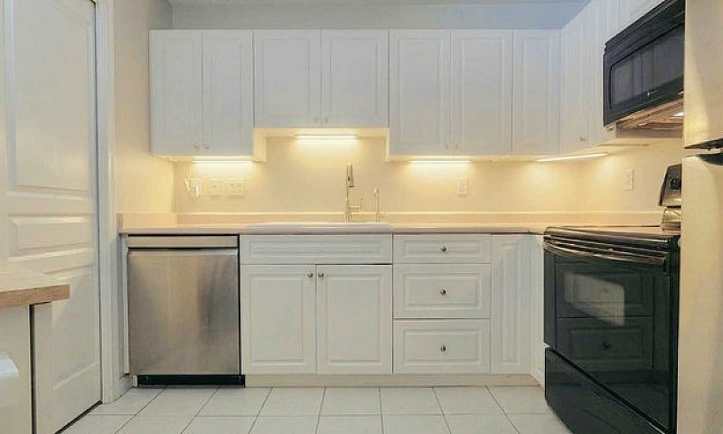 Fully Furnished 2 Be...