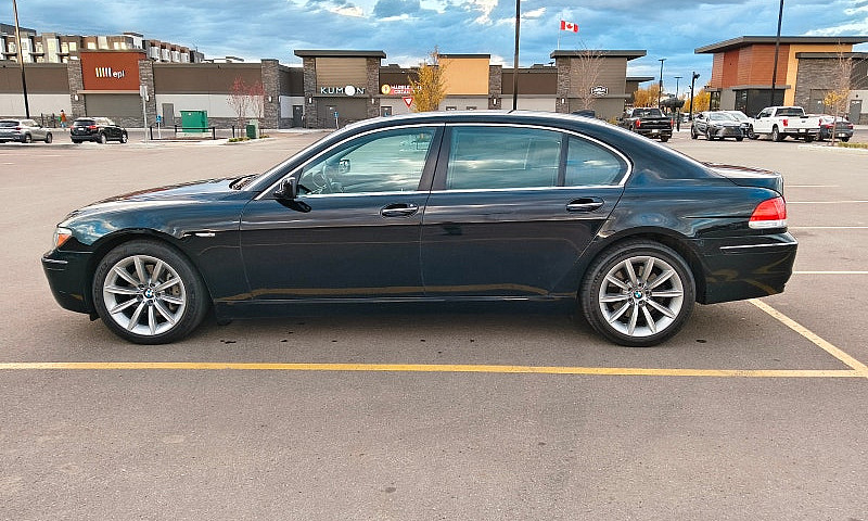 Bmw 750Li Long Base!...
