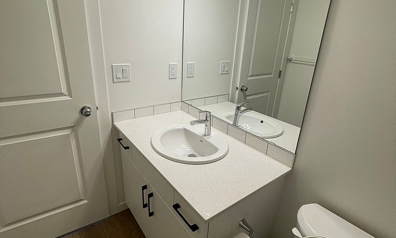 Rental In Spruce Gro...
