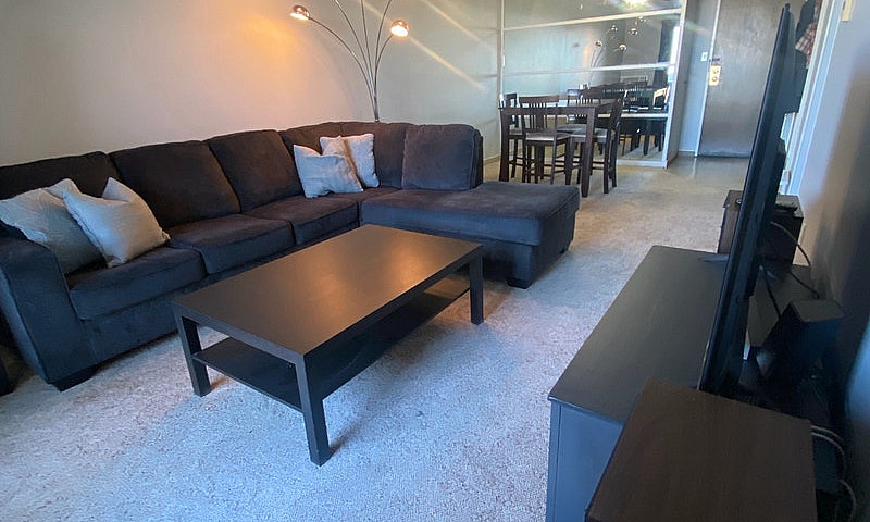 712-3000 Pembina Hwy...