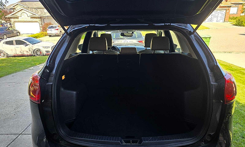 Mazda Cx-5...