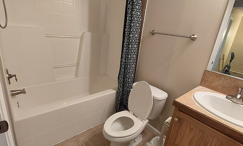 3 Bed 2.5 Bath Townh...