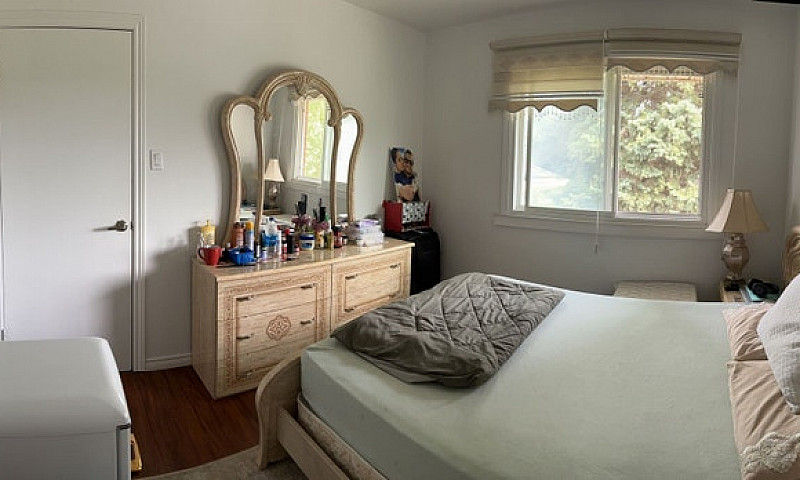 Private Room For Ren...
