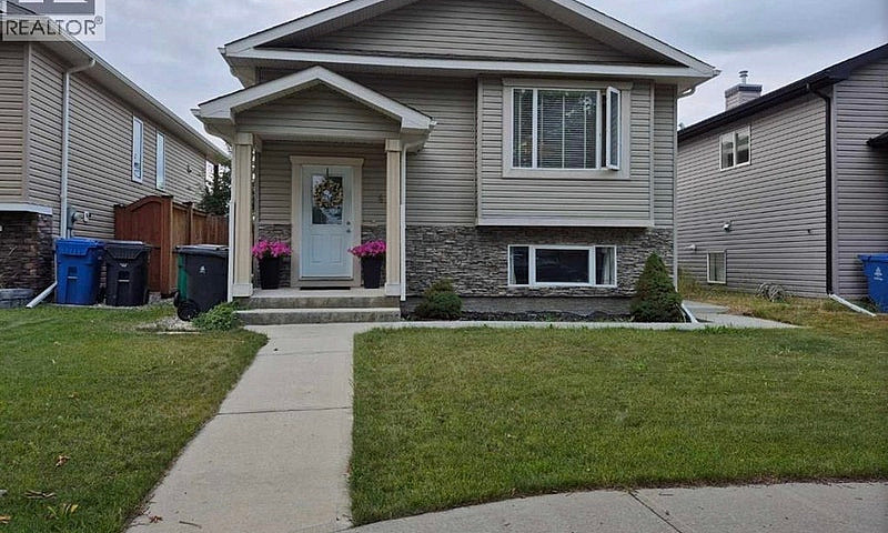 2 Bdrm Main Flr Suit...