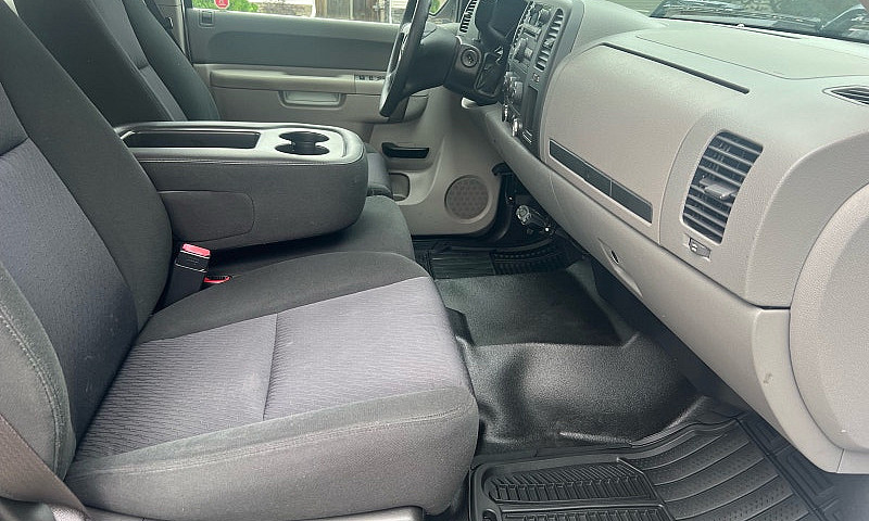 Low Mileage 2010 Sie...