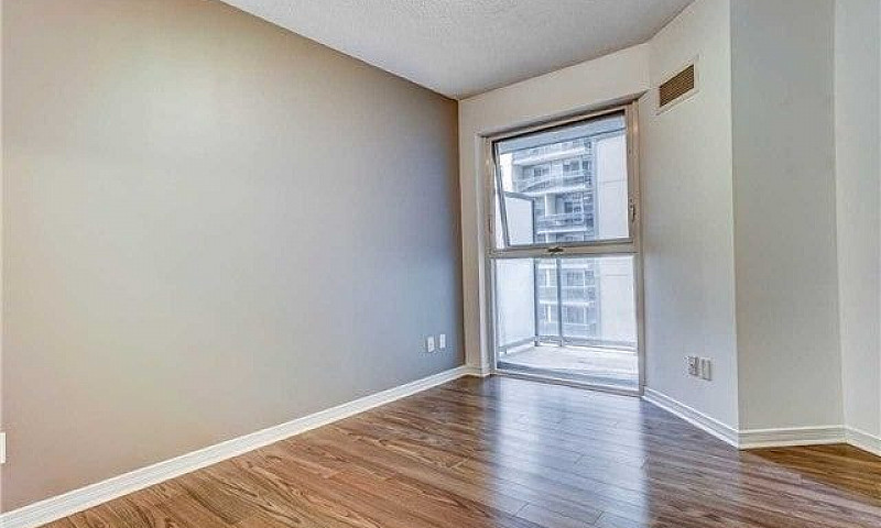 352 Front Street - F...