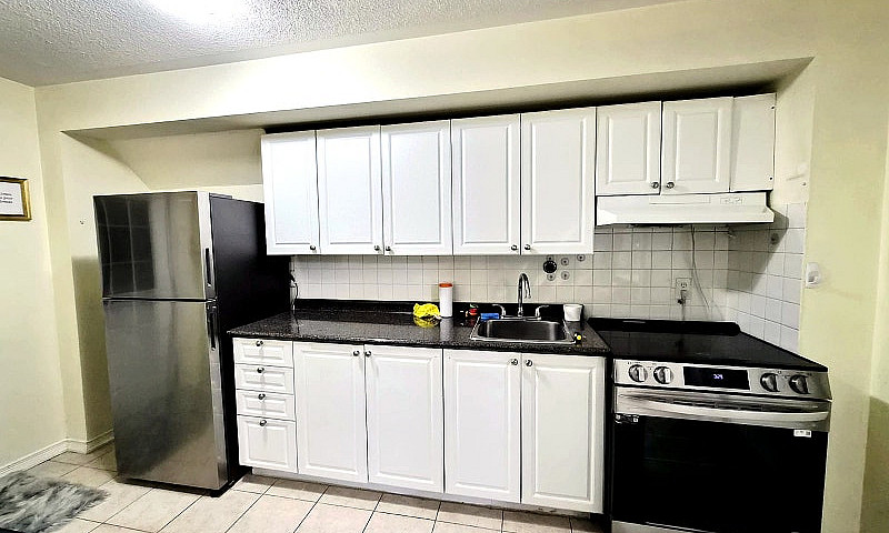 1 Bdrm Apt- 1530 All...