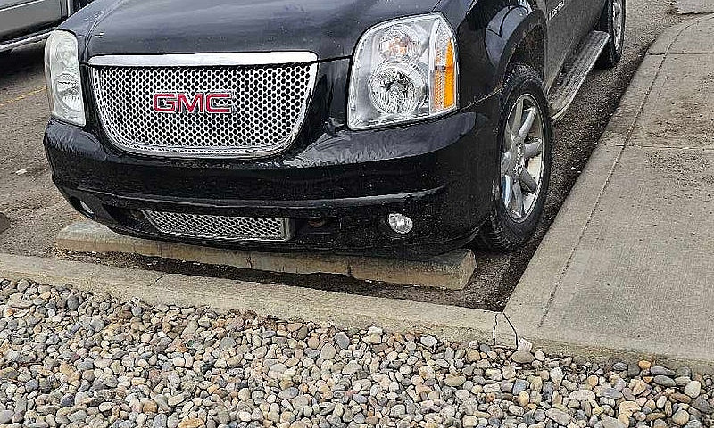2008 Gmc Yukon Denal...