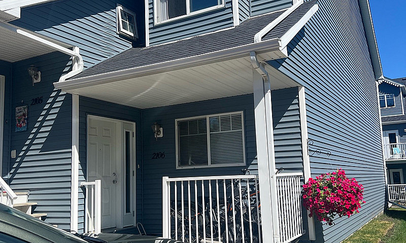 Townhouse For Sale B...