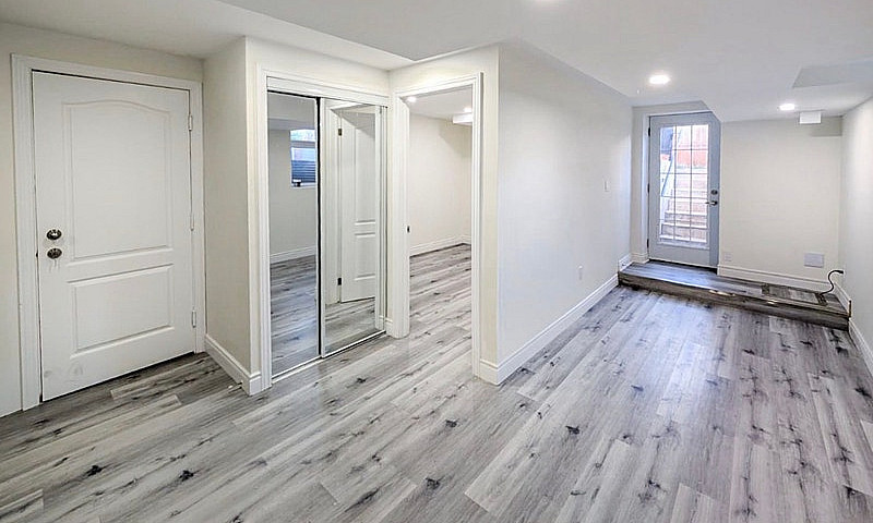 1 Bedroom Basement F...