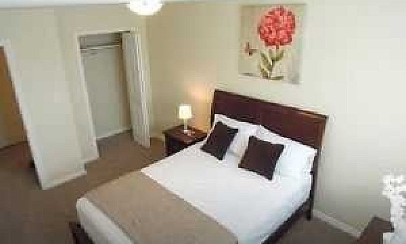 2 Bedroom Condo For ...