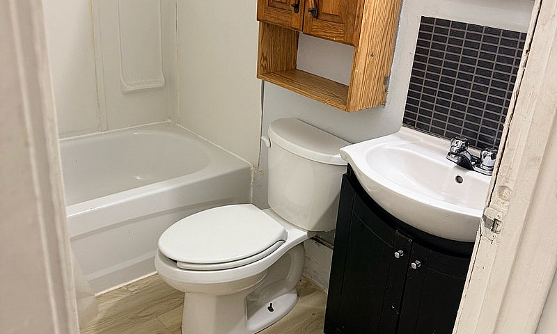 One Bedroom Apartmen...