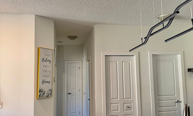 2 Bed 2 Bath Cozy Co...