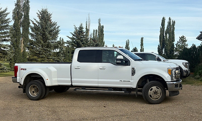 2017 F350 Lariat Dua...
