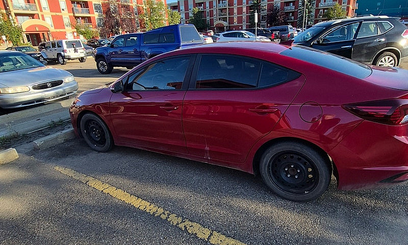 2017 Hyundai Elantra...