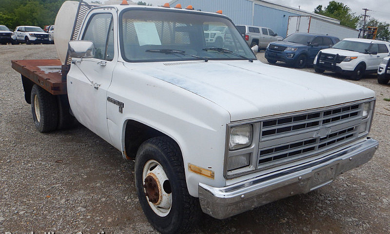 Wanted: Square Body ...