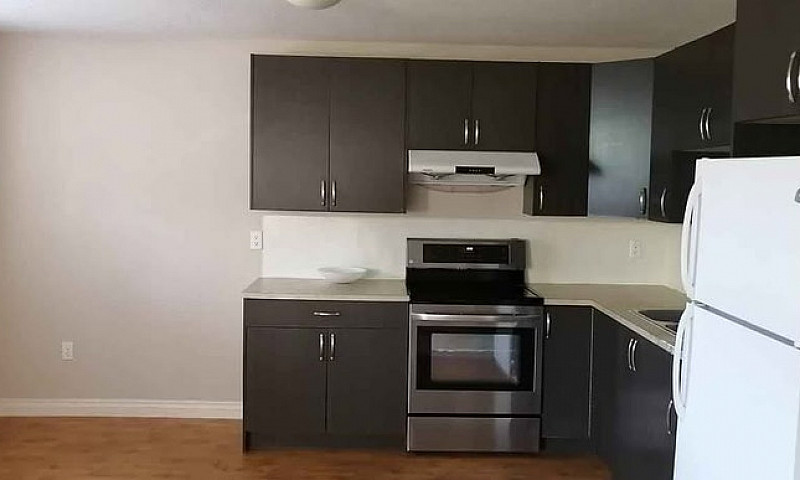Large 3 Bedroom Lega...