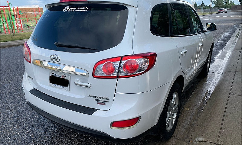 Hyundai Santa Fe...