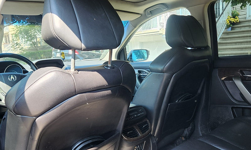 Acura Mdx...