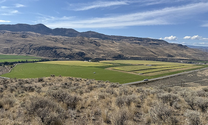 7 View Acreages For ...