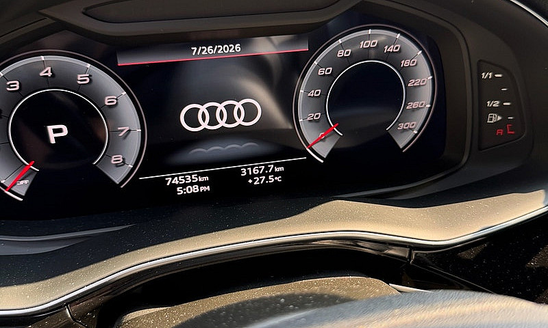 2021 Audi Q7 Progres...