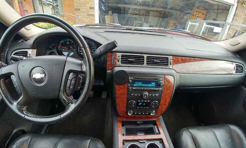 2008 Chevy Avalanche...