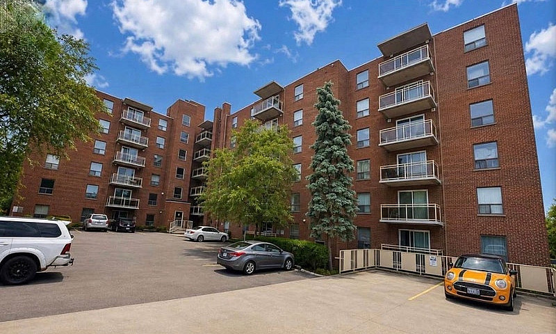 2 Bedroom Apartment-...
