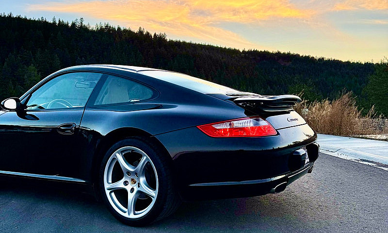2005 Porsche 911 - 6...