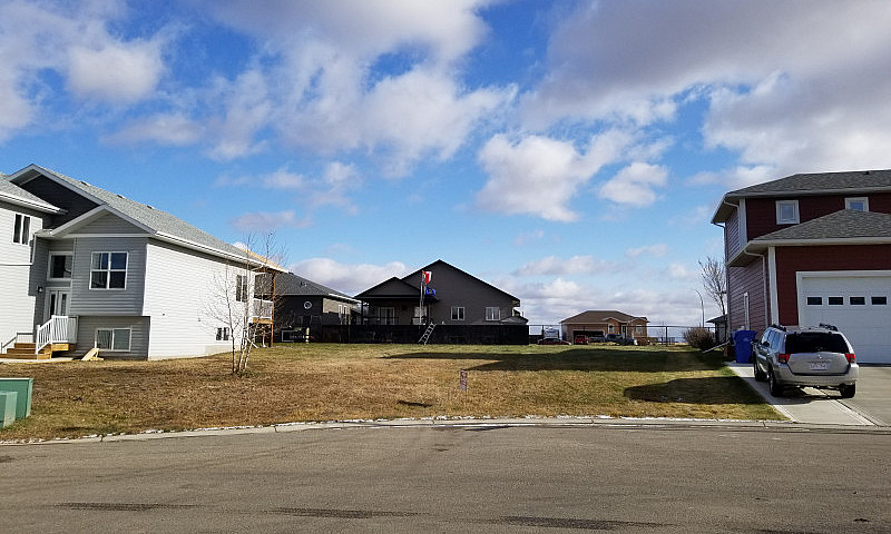 Residential Lot/Land...
