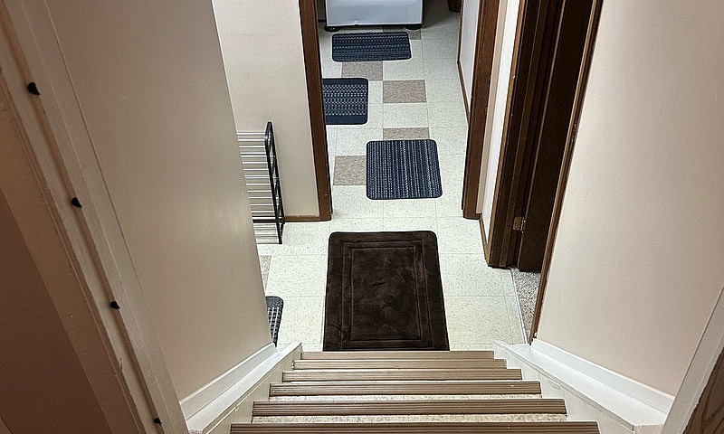 Fully Furnished 1Bed...