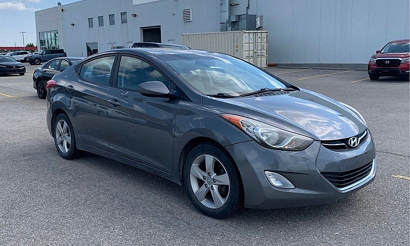 Hyundai Elantra 2013...