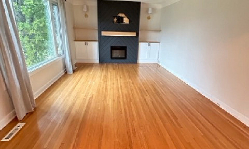 **4 Bed 2 Bath Home ...