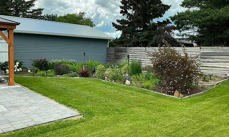 House For Sale In Bi...