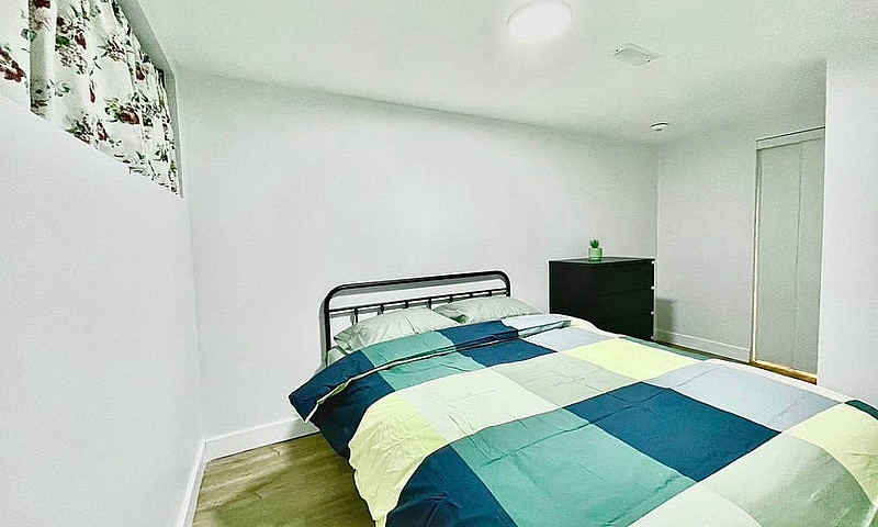 Nice One Bedroom Bas...