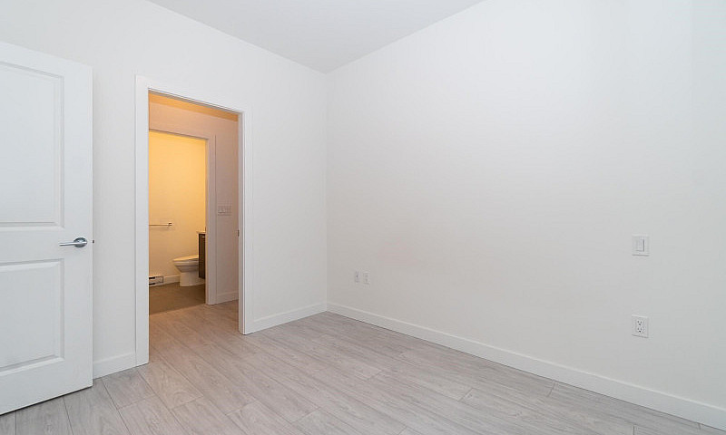 2 Beds 2 Baths - Apa...